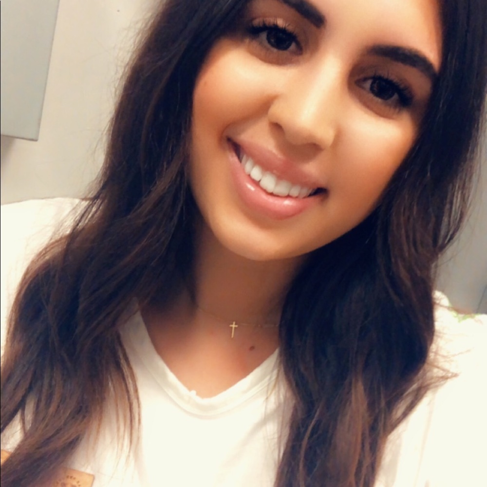 Meet your Posher, Noelle
